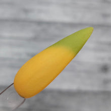 Load image into Gallery viewer, Pistachio Macaroon