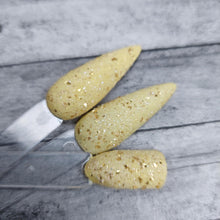 Load image into Gallery viewer, Warm Banana Pudding