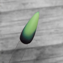 Load image into Gallery viewer, BeetleJuice Glow