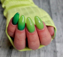 Load image into Gallery viewer, BeetleJuice Glow