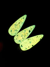 Load image into Gallery viewer, Favorite Peeps