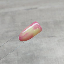 Load image into Gallery viewer, Pink Daisy