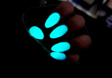 Load image into Gallery viewer, BeetleJuice Glow