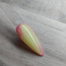 Load image into Gallery viewer, Pink Daisy