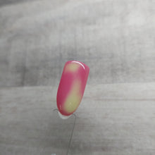 Load image into Gallery viewer, Pink Daisy