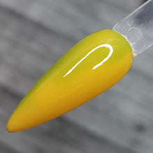 Load image into Gallery viewer, Pistachio Macaroon