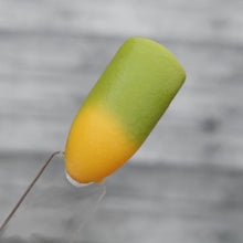 Load image into Gallery viewer, Pistachio Macaroon