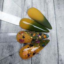 Load image into Gallery viewer, Omgourd Look At Her Butt
