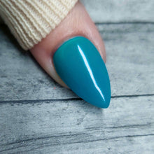 Load image into Gallery viewer, Worth The Hype
