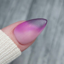 Load image into Gallery viewer, Bed Of Roses
